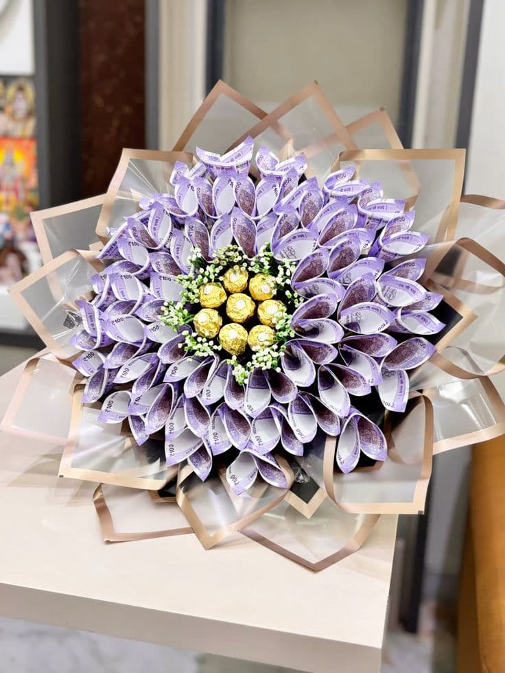 💐 Royal Cash & Chocolate Bouquet image 1